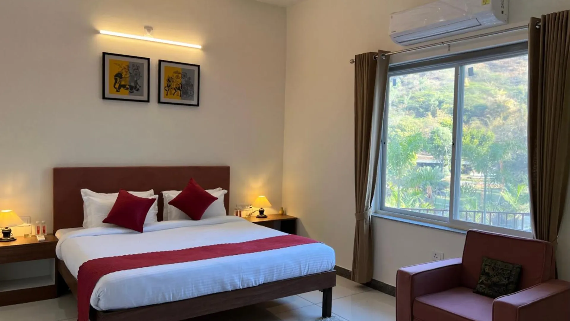 Villa Insignia - Entire 3 Bhk With Private Pool And Parking Udaipur 0*,  India