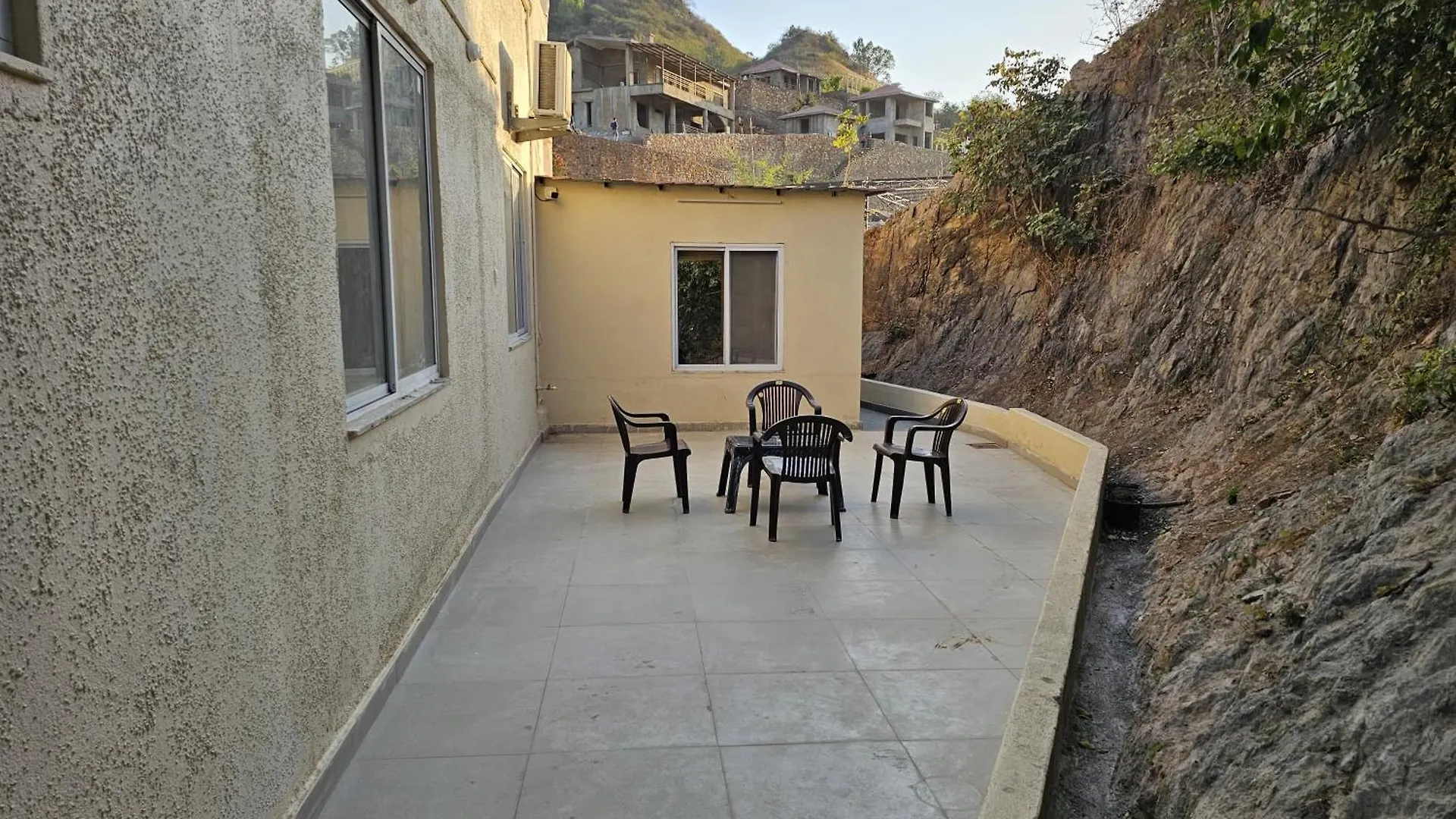 Villa Insignia - Entire 3 Bhk With Private Pool And Parking Udaipur