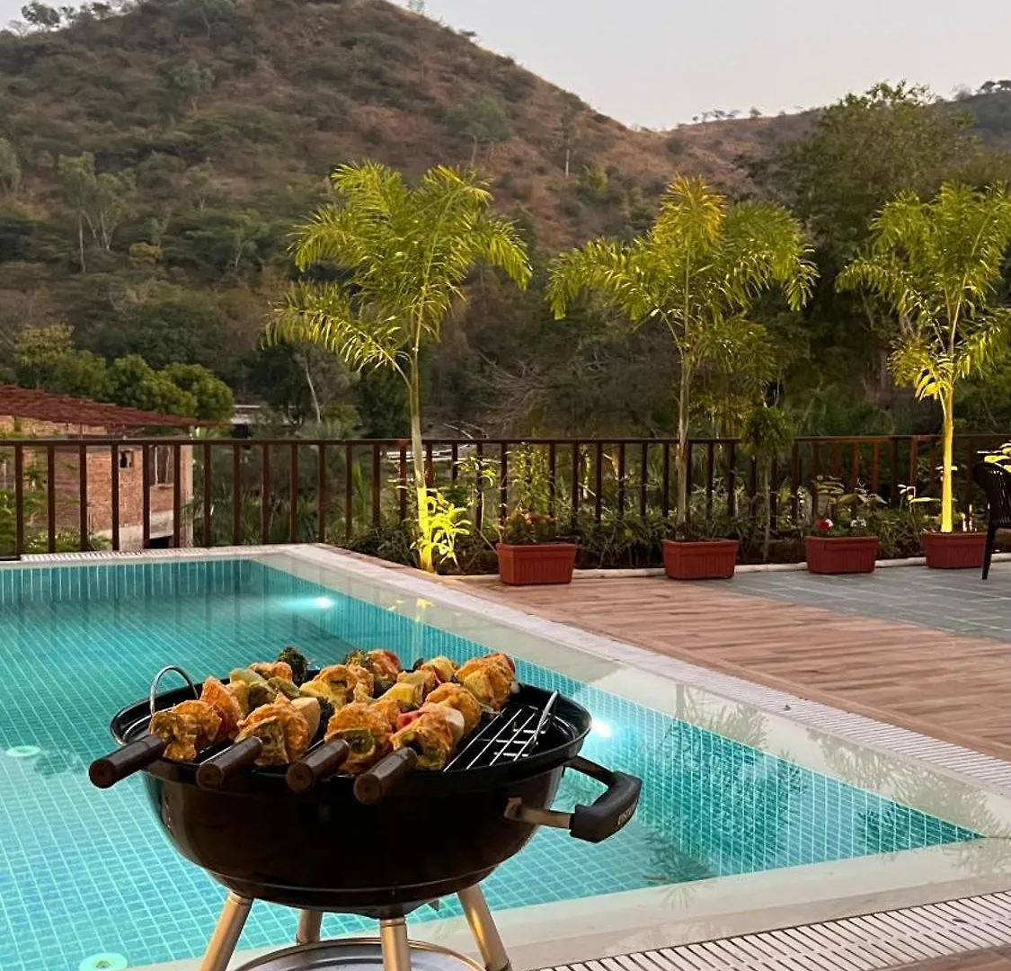 Villa Insignia - Entire 3 Bhk With Private Pool And Parking Udaipur 0*,