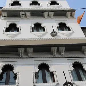 2* Gasthof Mewar Avenue